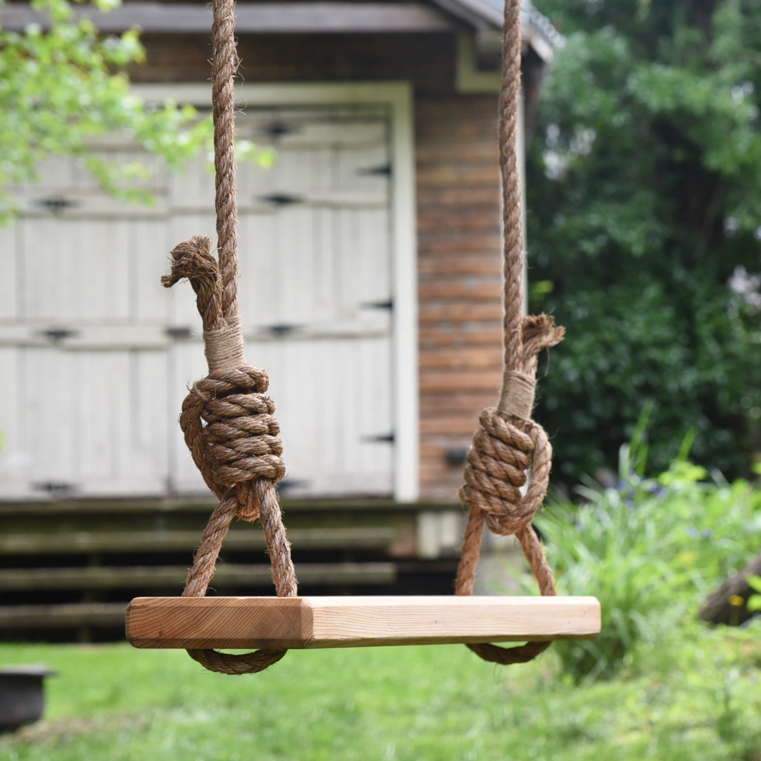 Olde-Fashioned Tree Swing