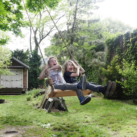Olde-Fashioned Tree Swing