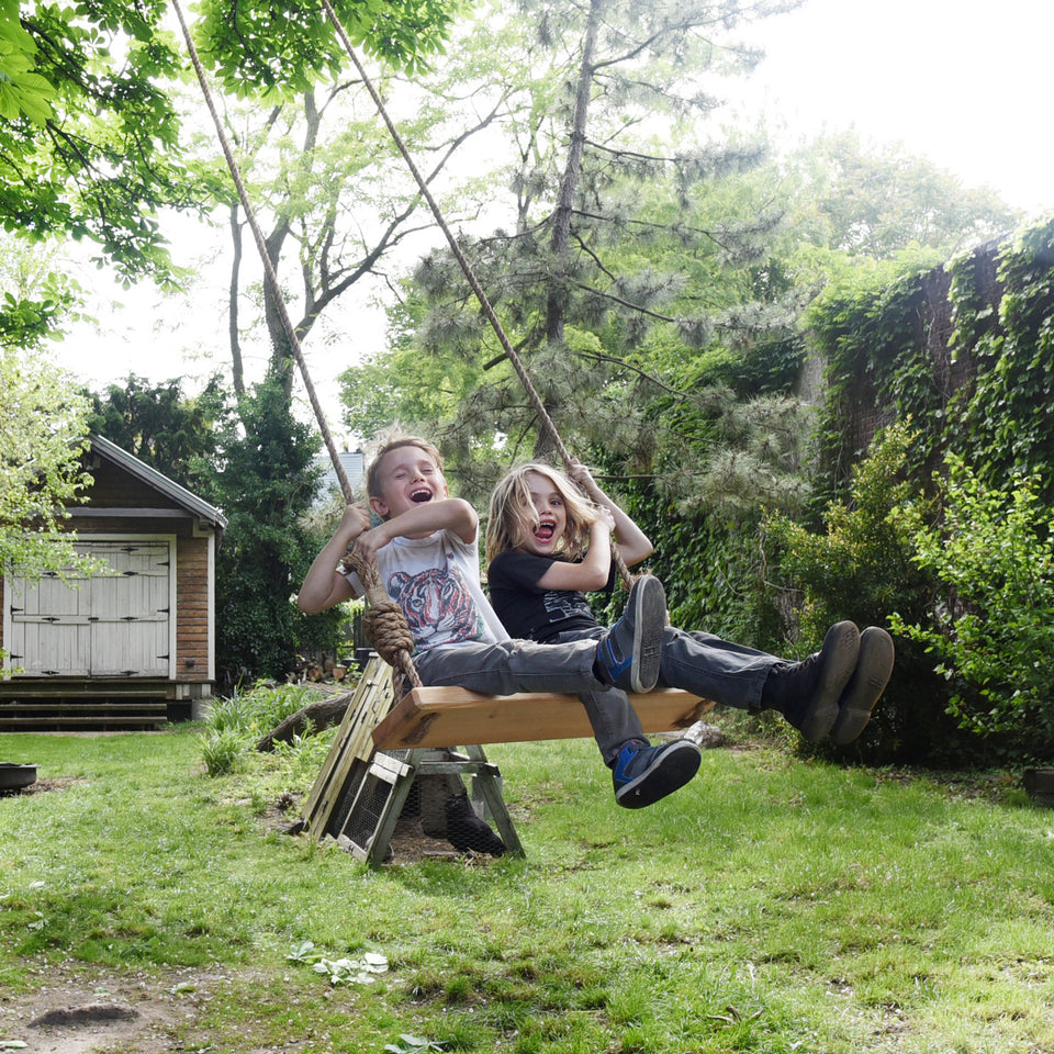 Olde-Fashioned Tree Swing