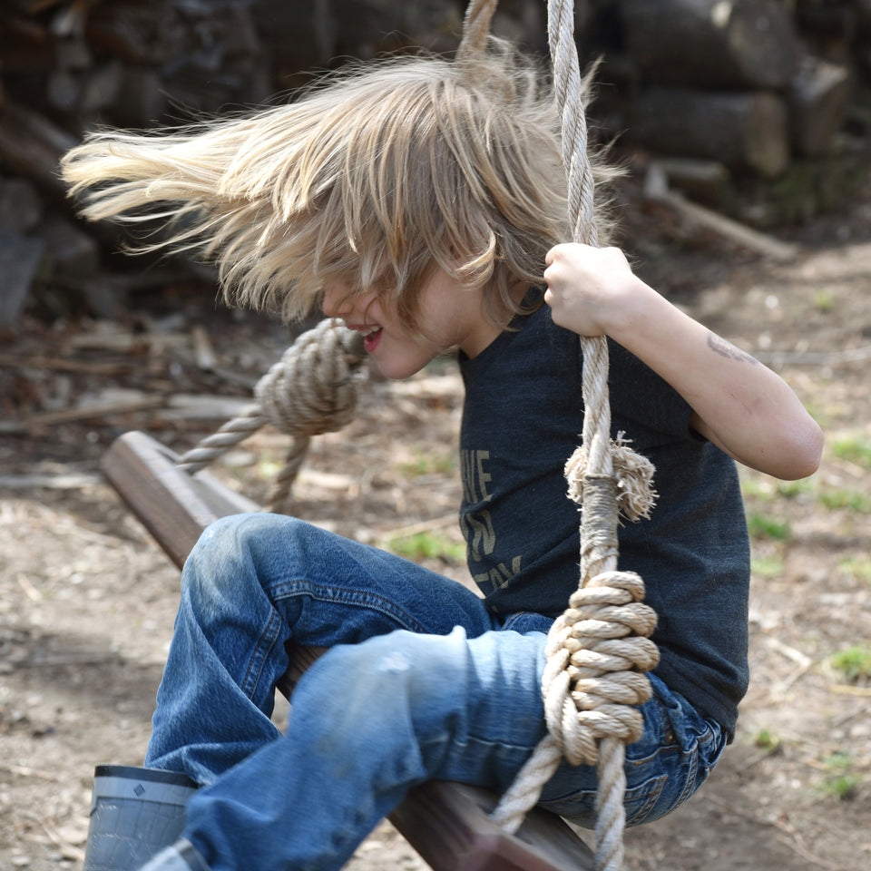 Olde-Fashioned Tree Swing